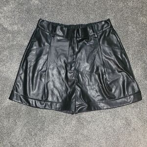 Glam Faux Leather High Waisted Short. Size Large. Super soft